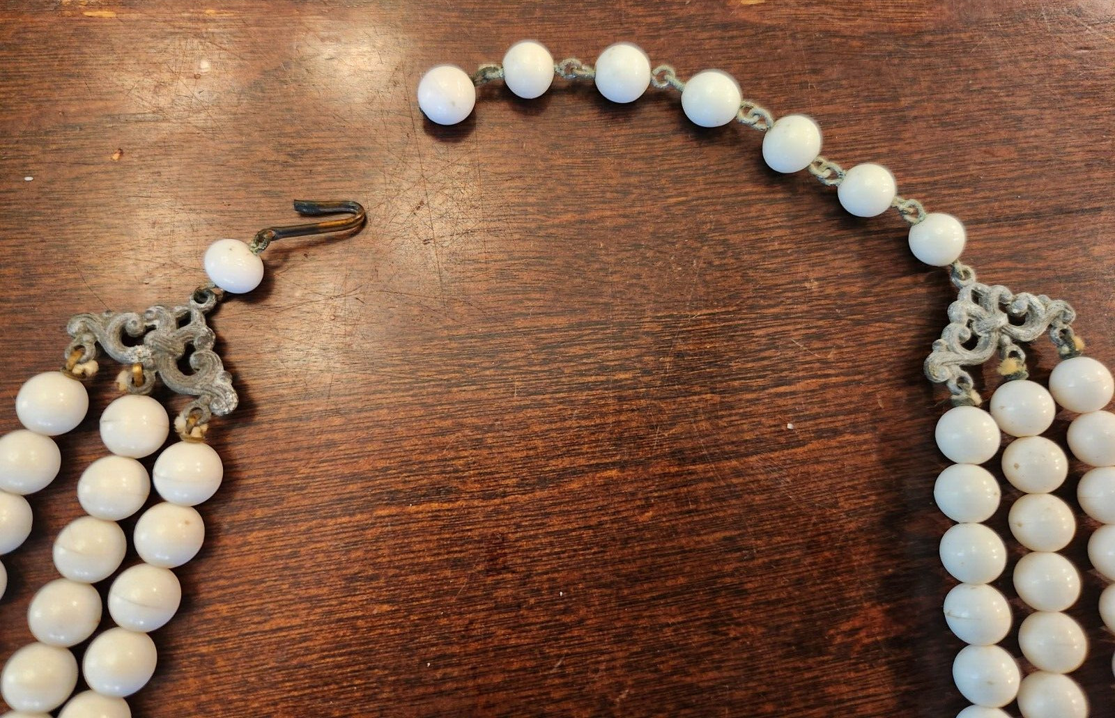 Vintage Triple Strand Iridescent Crystals White Acrylic Choker Beads Necklace