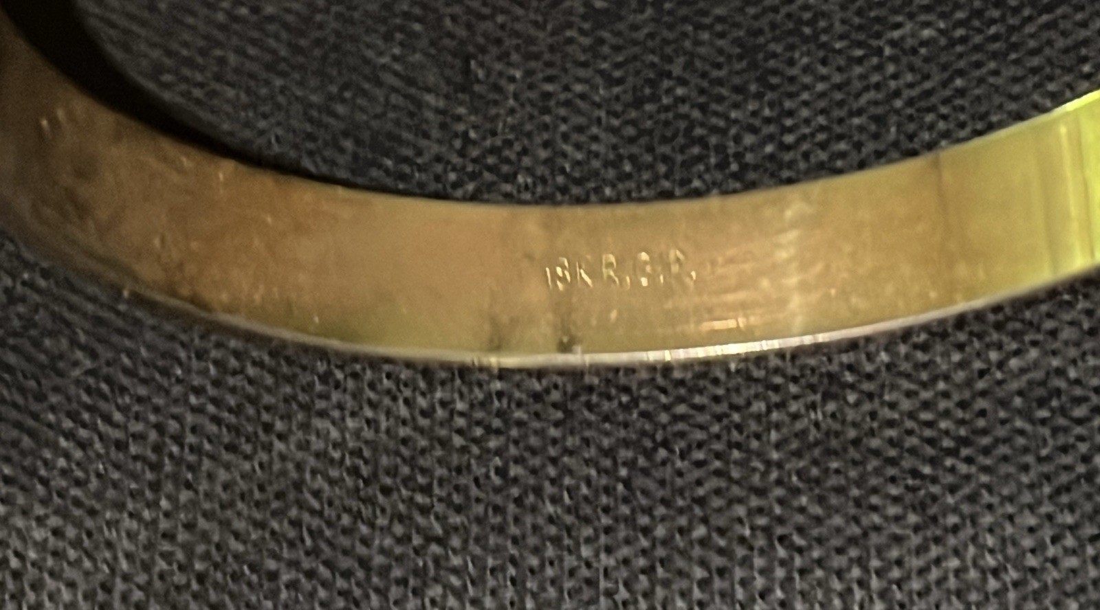 Vintage 18K RGP Rolled Gold Plain Hinged Bangle Bracelet 7”