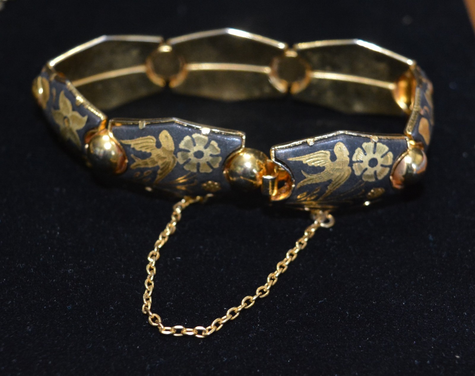 VTG Japanese Damascene Jewelry Set Bracelet Pendant Clip-On Earring INLAY