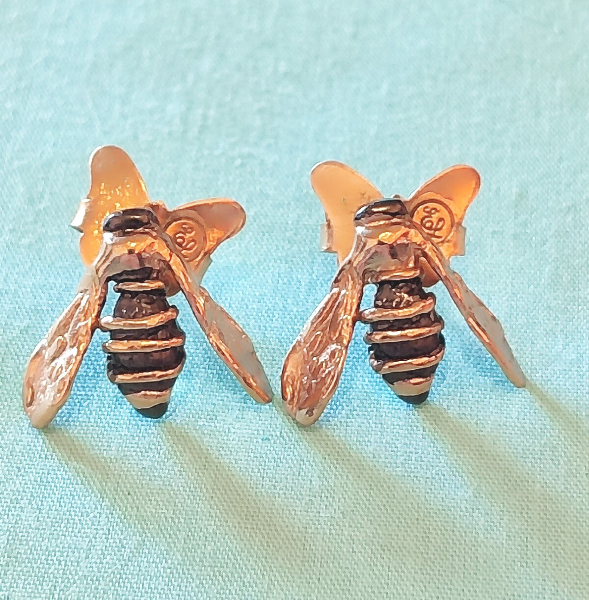 Vtg Bumblebee Hornet Earrings Gold Tone Butterfly Backs Unknown Maker