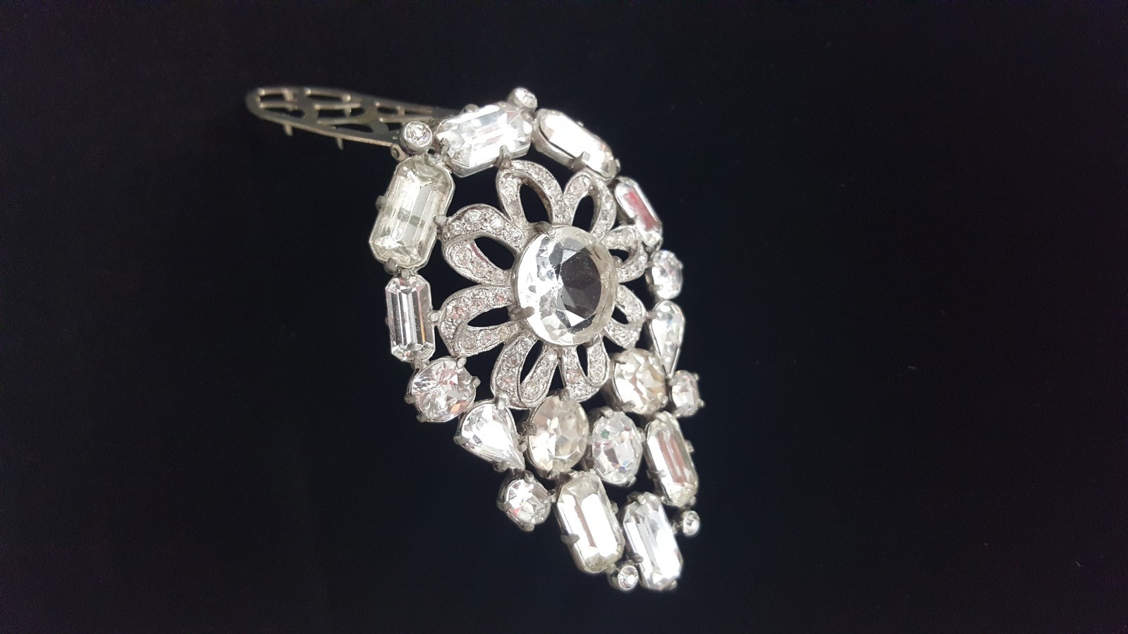 Vintage Eisenberg Original Signed Clear Rhinestone Dress Clip Art Deco Pot Metal