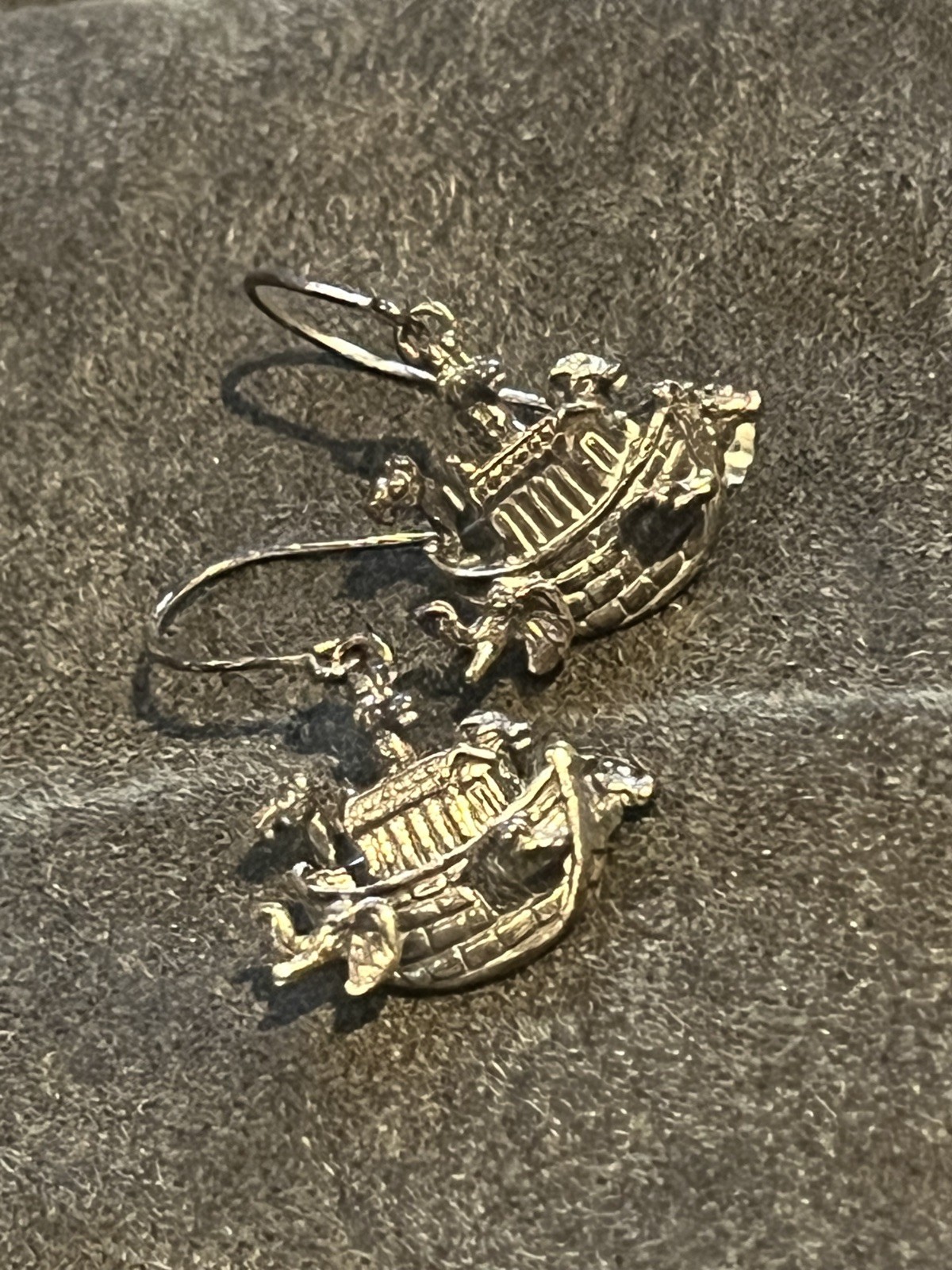 WHIMSICAL ESTATE STERLING SILVER NOAHS ARK ELEPHANT ZEBRA ANIMAL DANGLE EARRINGS