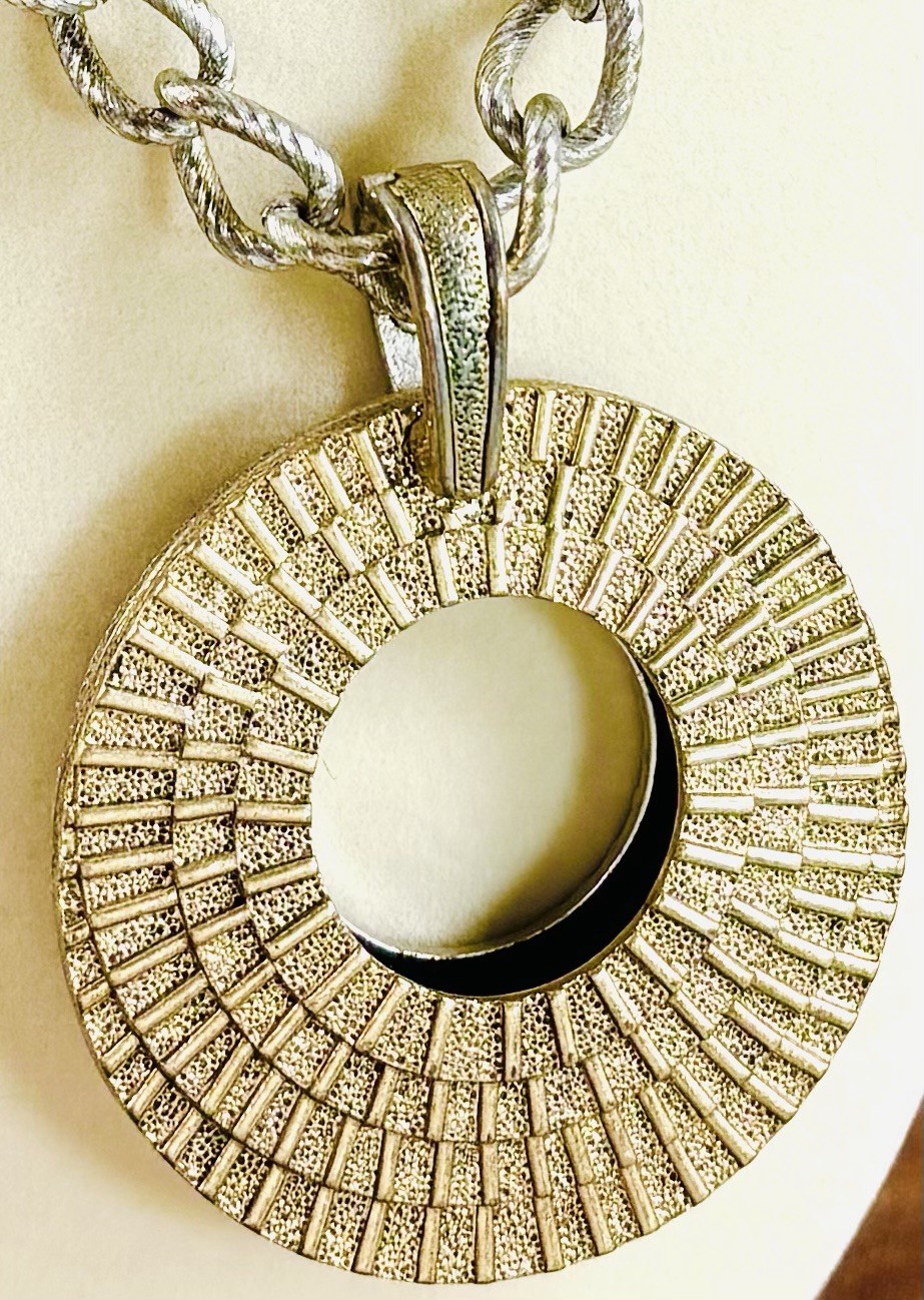Vintage Signed Premier Designs Goldtone Silvertone Reversible￼Necklace/Enhancer