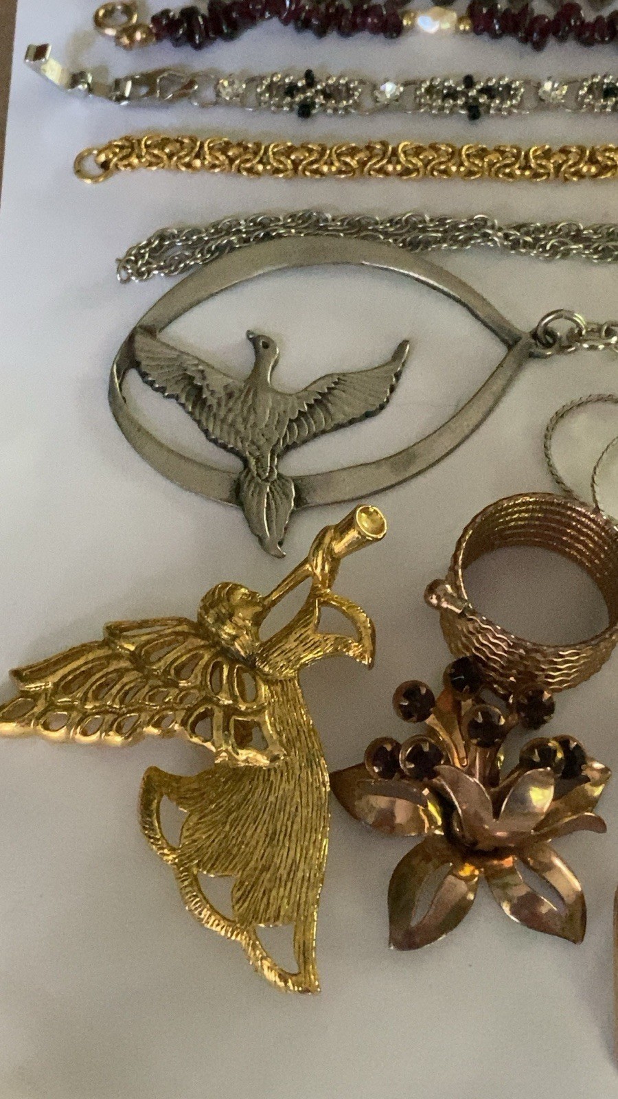 Vintage Jewelry Lot ~ Wearable ~ 16 Items ~ Bracelets Chain Brooch Pin Ring Clip