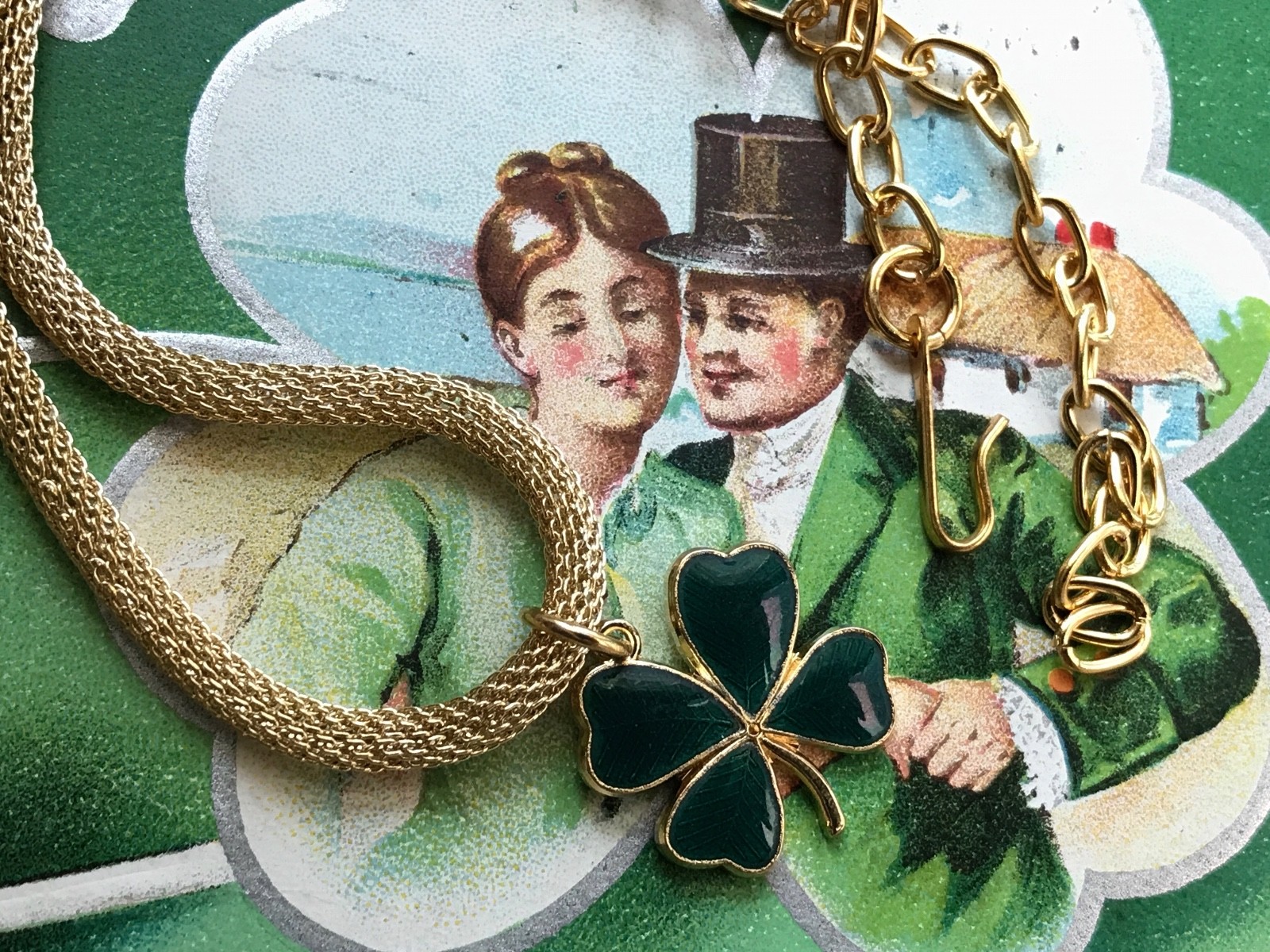 4 Leaf Clover Choker,Enameled four leaf,Irish Necklace,Sarah Coventry Choker G94