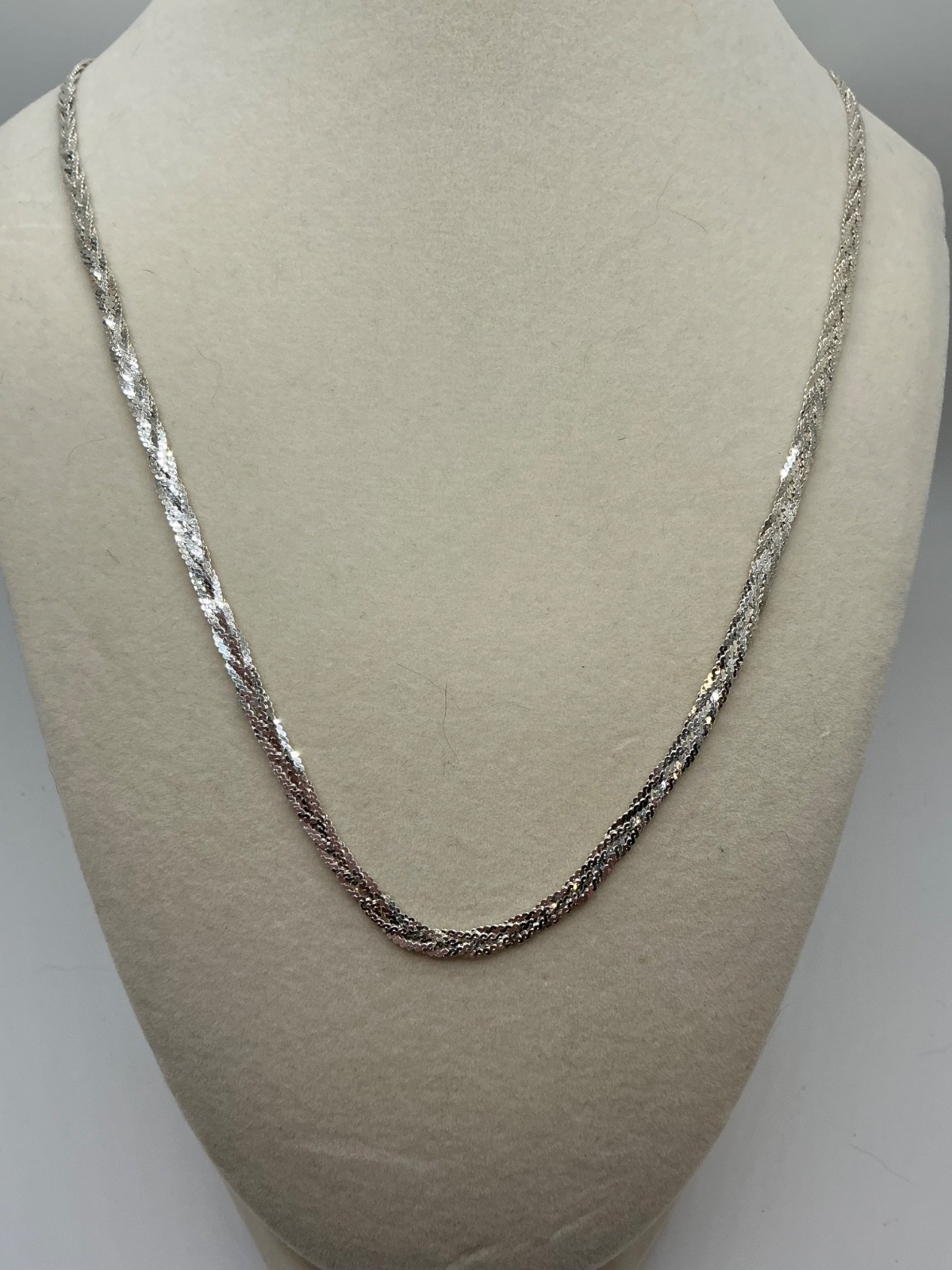 Sterling Silver ITALY 4mm Braided Herringbone Chain 24″ Necklace – 9.71g