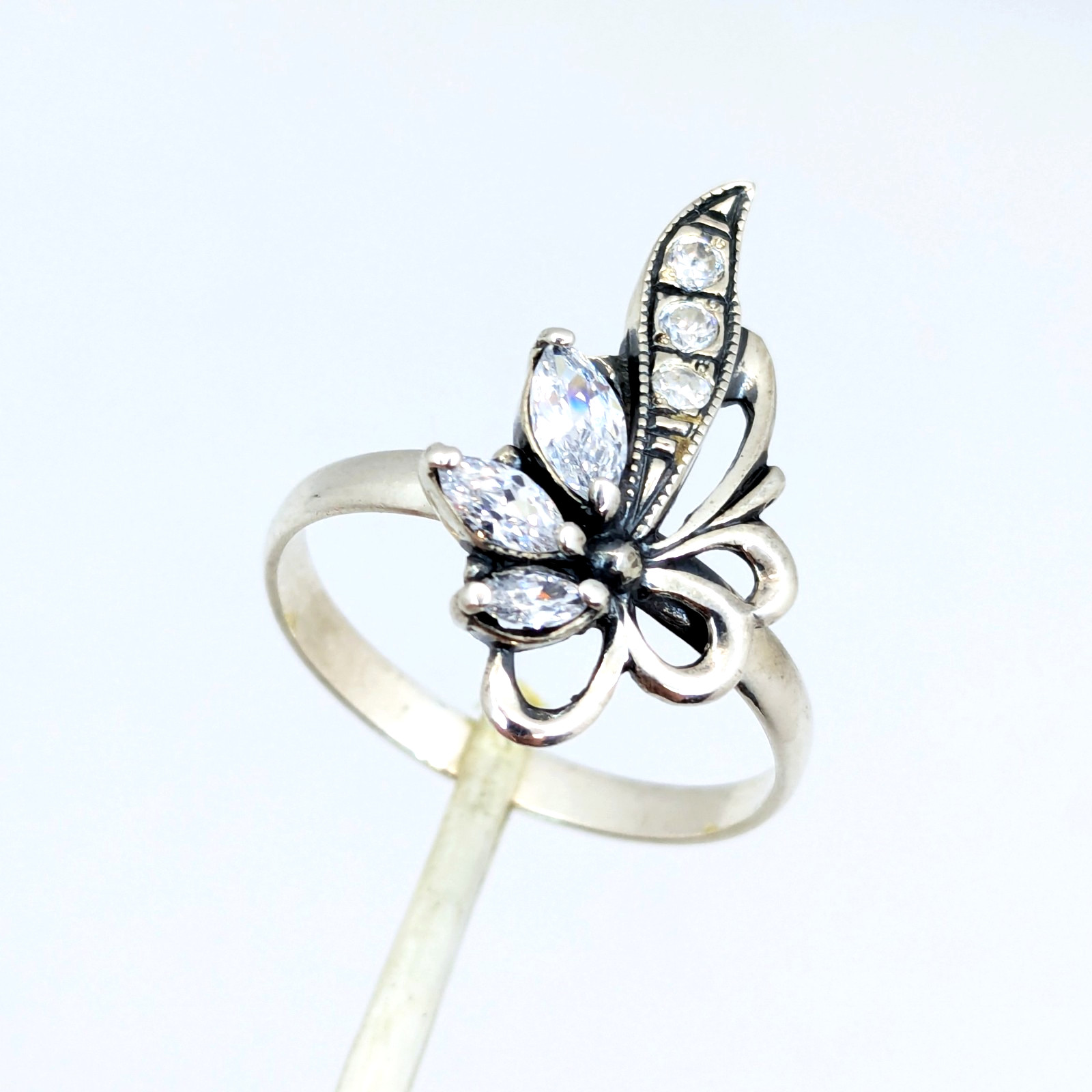 Vintage Luxury RING Silver 925 with Bright Stones-size: 9.5US(19.5mm) Ukraine#79