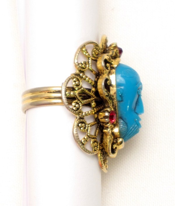 VINTAGE Selro Unsigned African Rare Blue Face Ring
