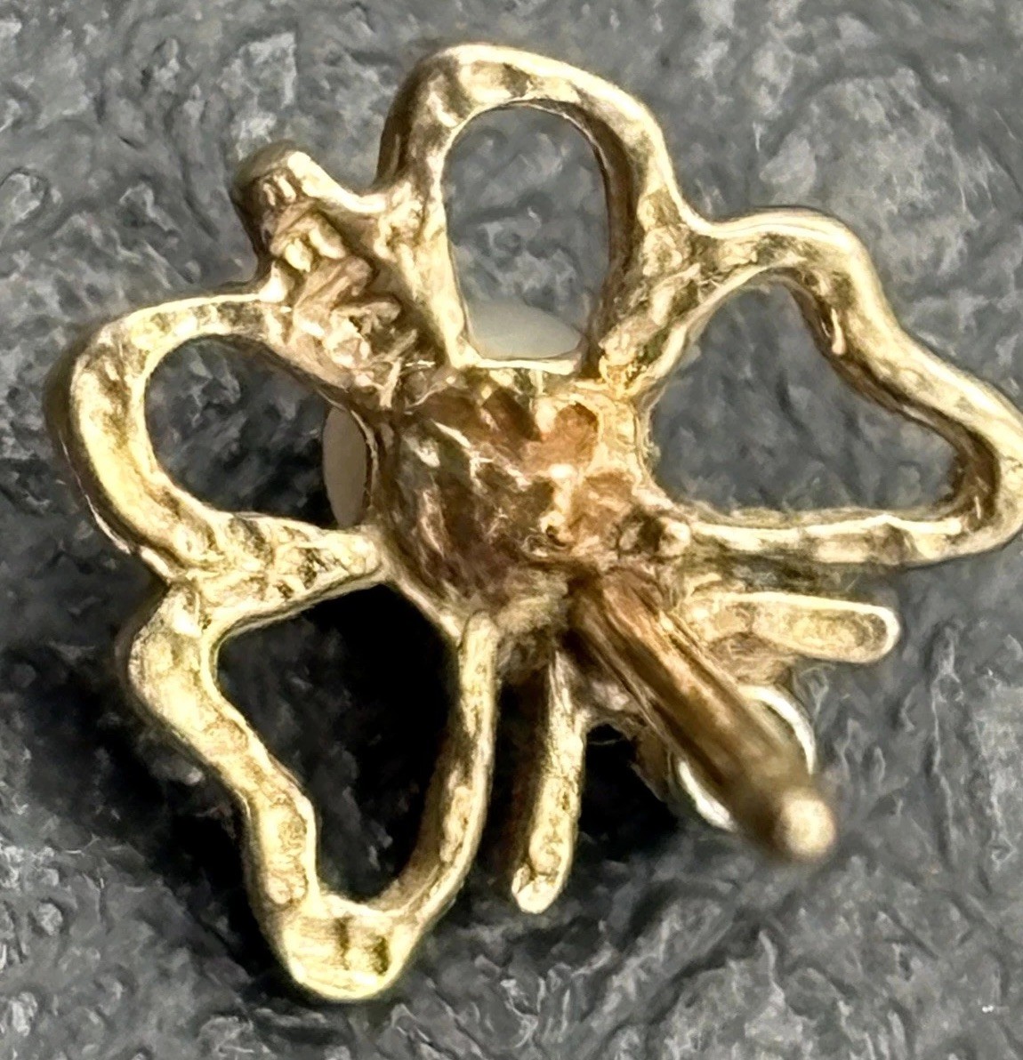 Vintage Solid 14K Yellow Gold Pearl Genuine Diamond Butterfly Stud Earrings