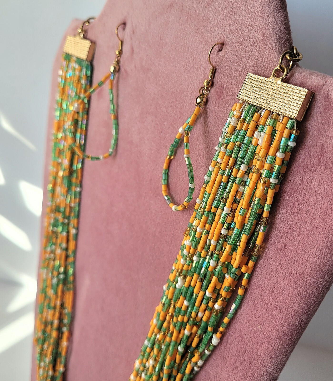 Vtg Orange Green Multistrand Boho Seed Bead Necklace & Earrings Set