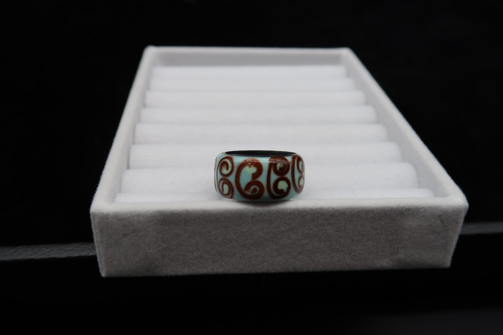 Vtg Enamel Over Acrylic Resin Ring Robin Egg Blue w/ Brown Swirl Accents Pretty