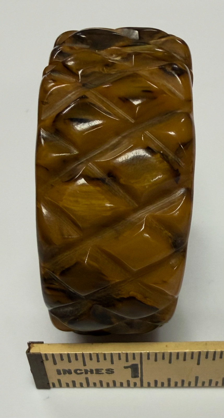 VTG TESTED BAKELITE HINGED CLAMPER BRACELET DEEP CARVED ROOTBEER BUTTERSCOTCH