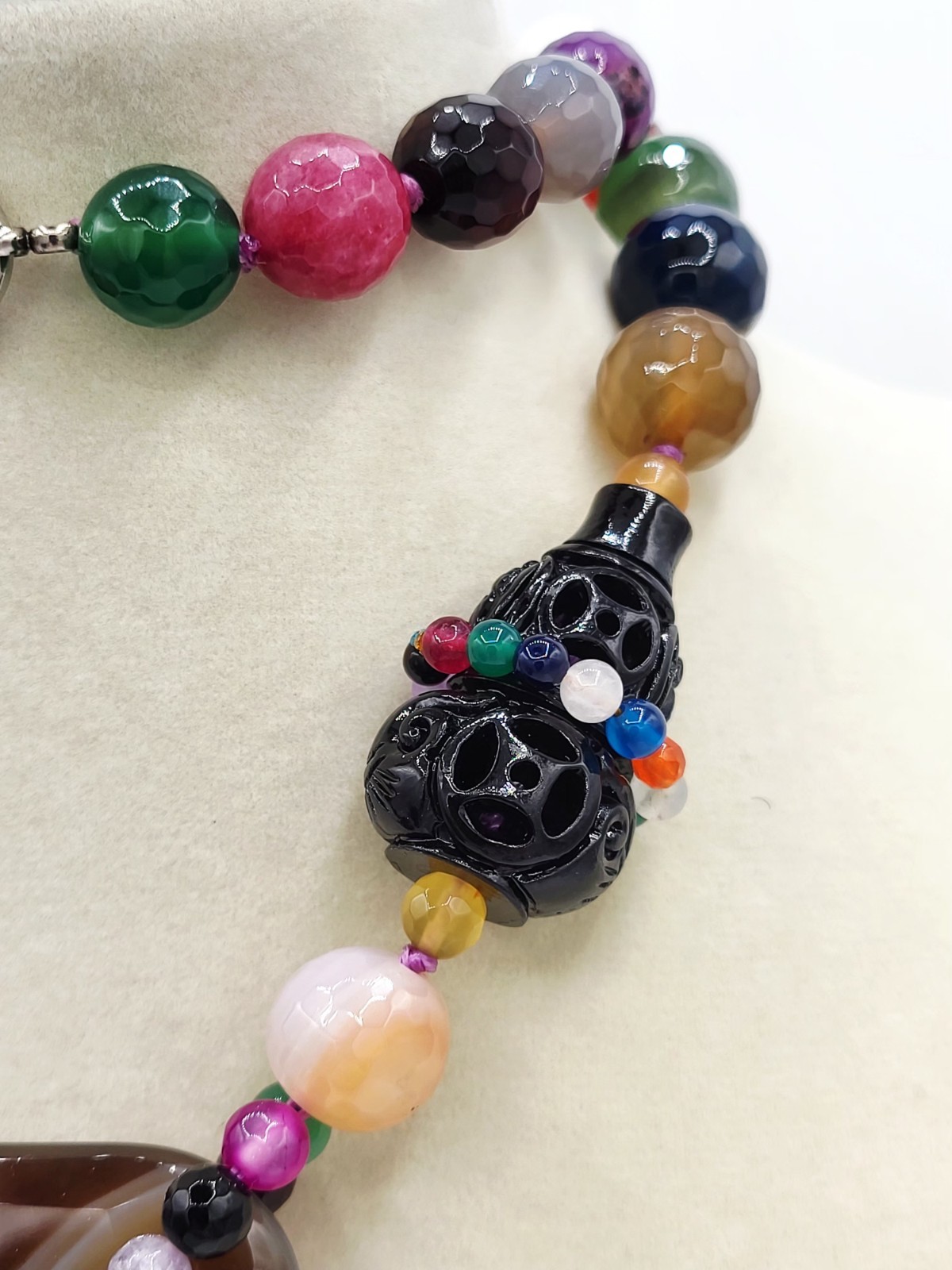 HUGE Asian Inspired Semi-Precious Stone Necklace 22″
