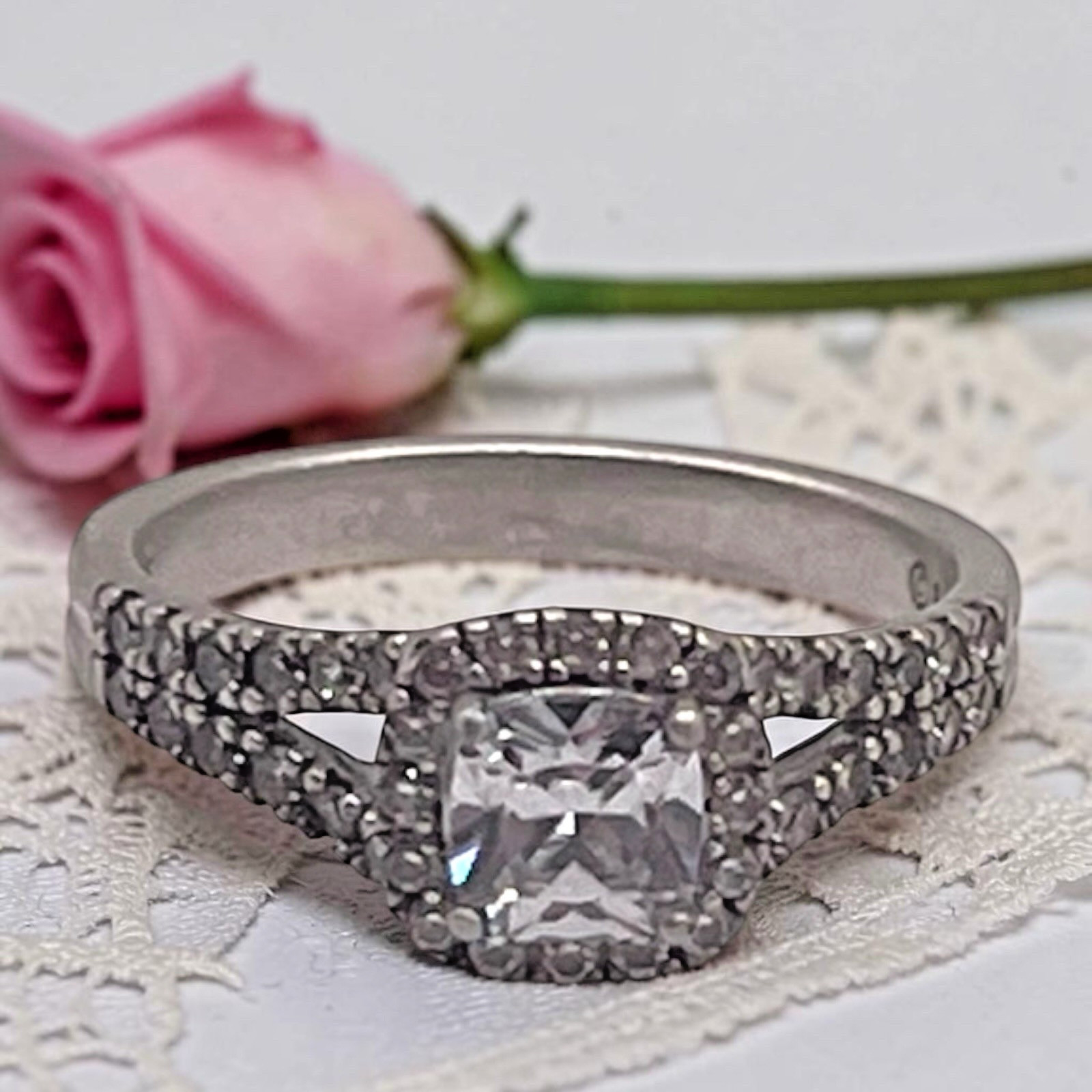 Vintage EC 925 Sterling Silver CZ Halo Accent Split Shank Ring, size 7