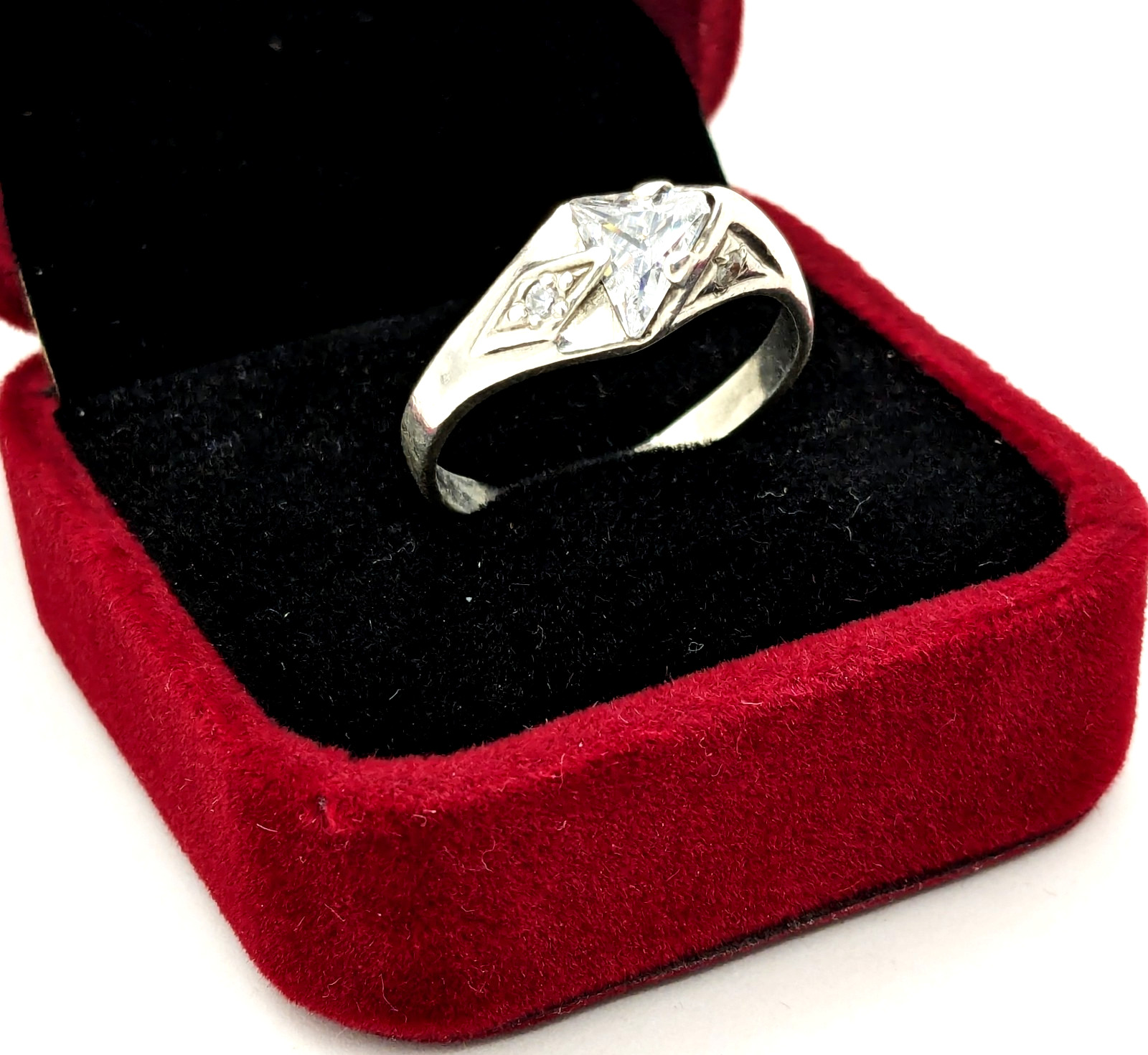 Vintage Elegant RING Silver 925 with Bright Stone -size: 10.5US (20mm) Ukrain#38