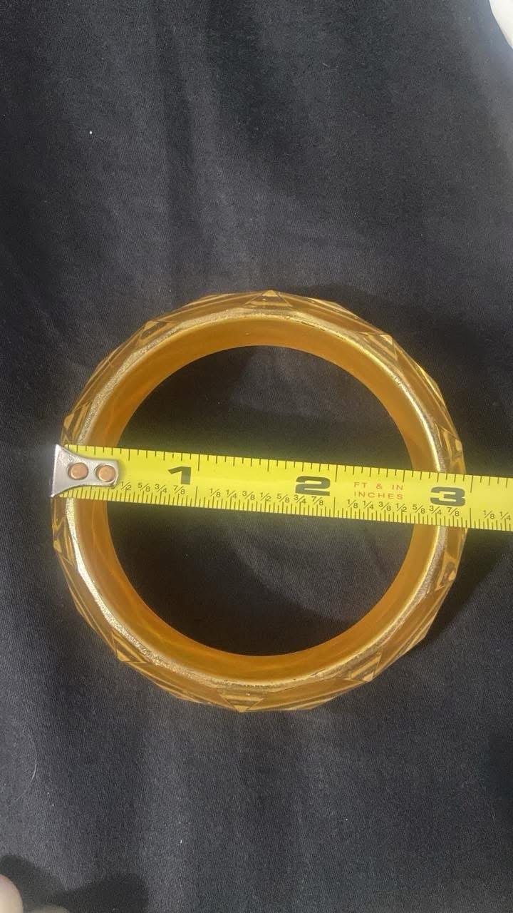 VINTAGE Tested Butterscotch Bakelite Bangle Faceted 1930s Art Deco Pineapple Cut
