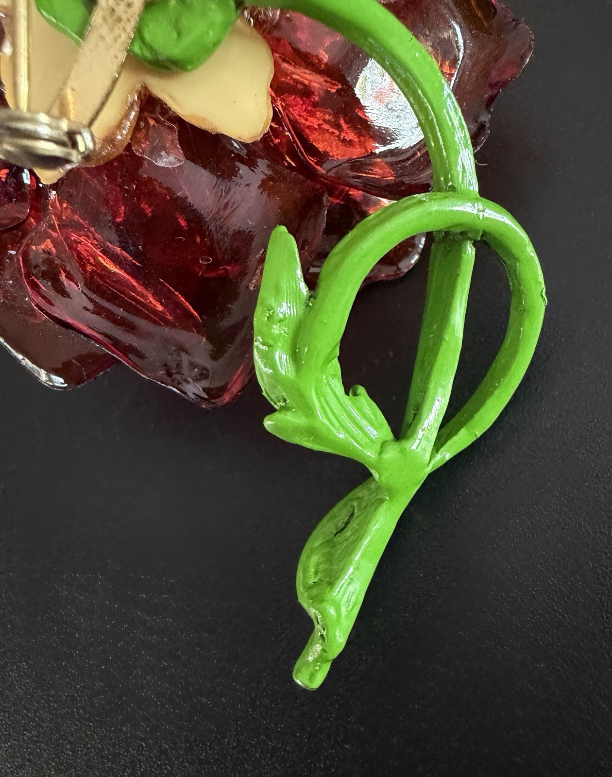 Vtg Coral Cellulose Acetate Rose Flower Brooch Enamel Green Stem 3D Translucent