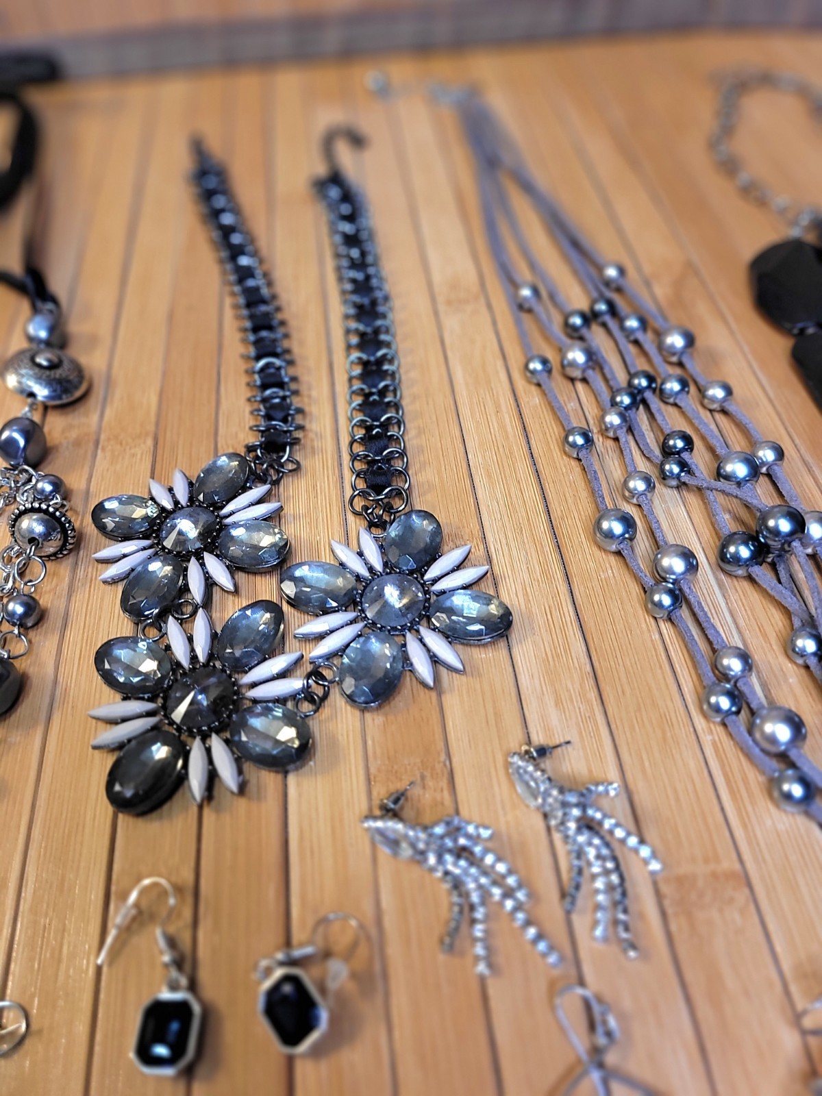 Vintage to Now Jewelry Lot of 20 Estate Sale Mixed Untested And Unsearched