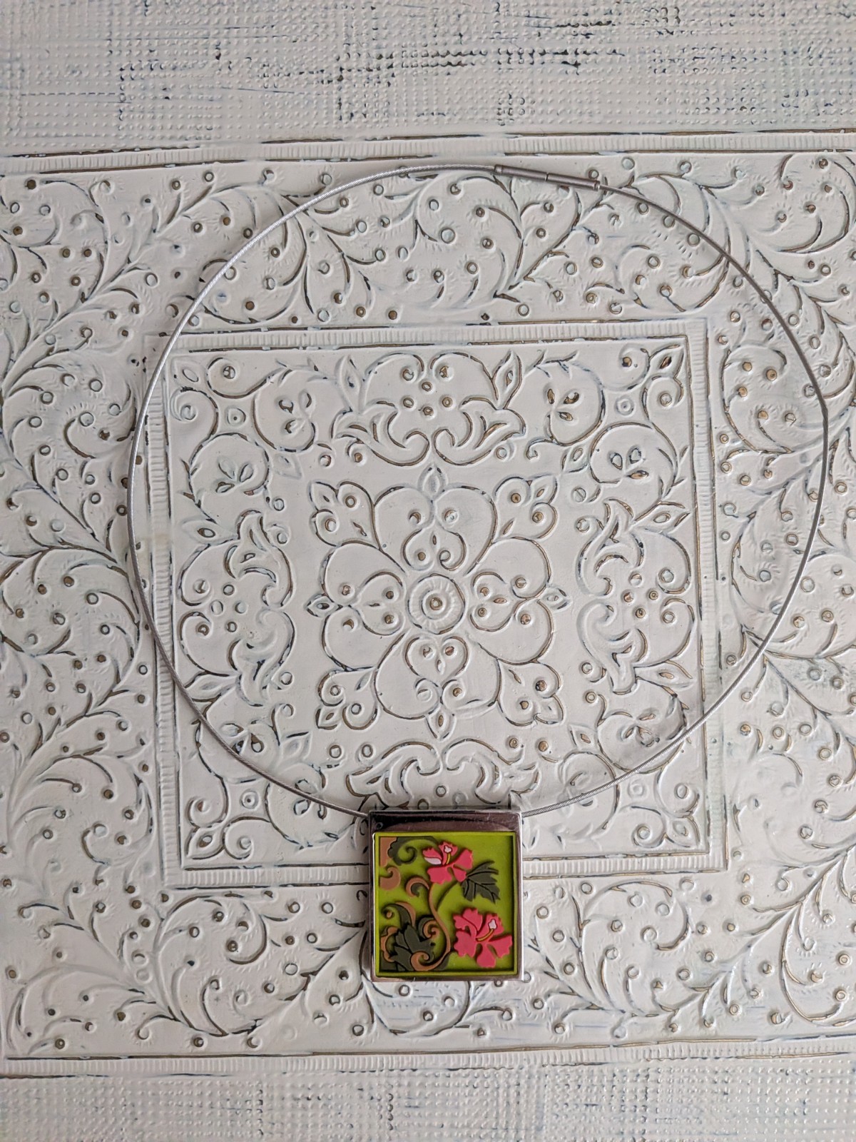 ZARAH HANDMADE DESIGNED HIBISCUS FLORAL PENDANT SQUARE SILVER CHOKER SIGNED