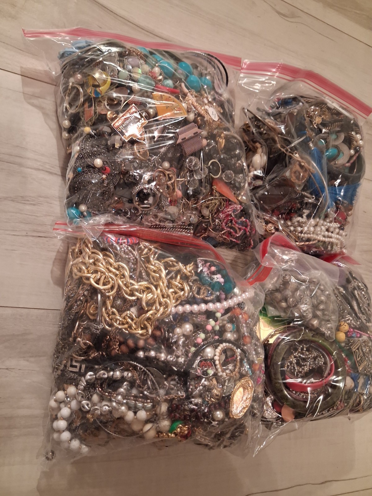 20Lbs -14 oz Vintage To Now CRAFT, REPAIR ,TANGLED Junk Jewelry Lot (JK002)
