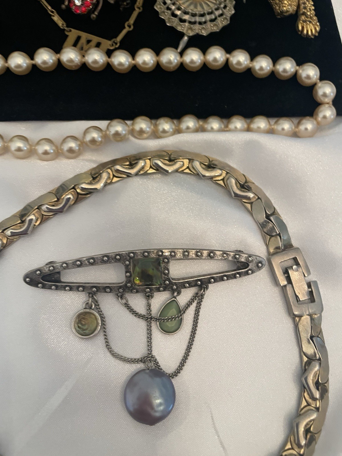 Junk Jewelry FOR CRAFTS WEAR PICS 1 & 2 Necklaces Watches Brooch Some SIGNED #3