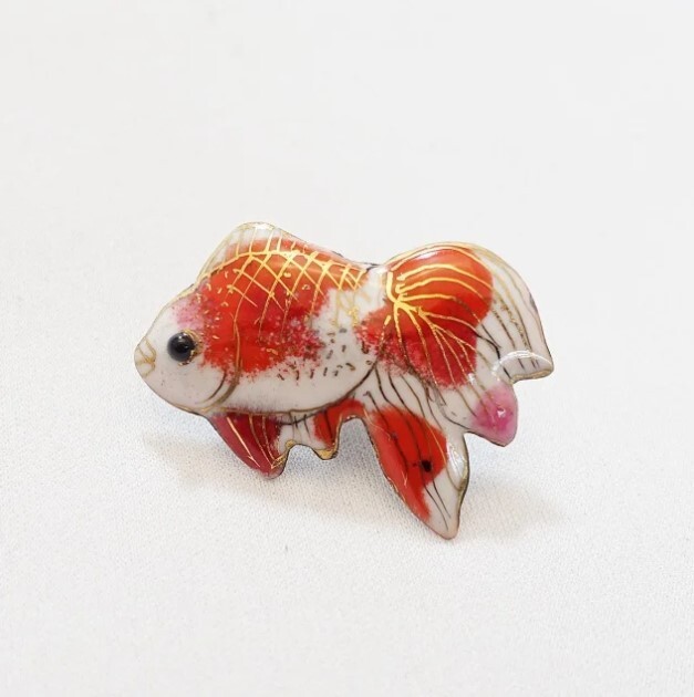 GoldFish – Japanese cloisonné enamel Pin Badge Pin Brooch Made-to-order NEW