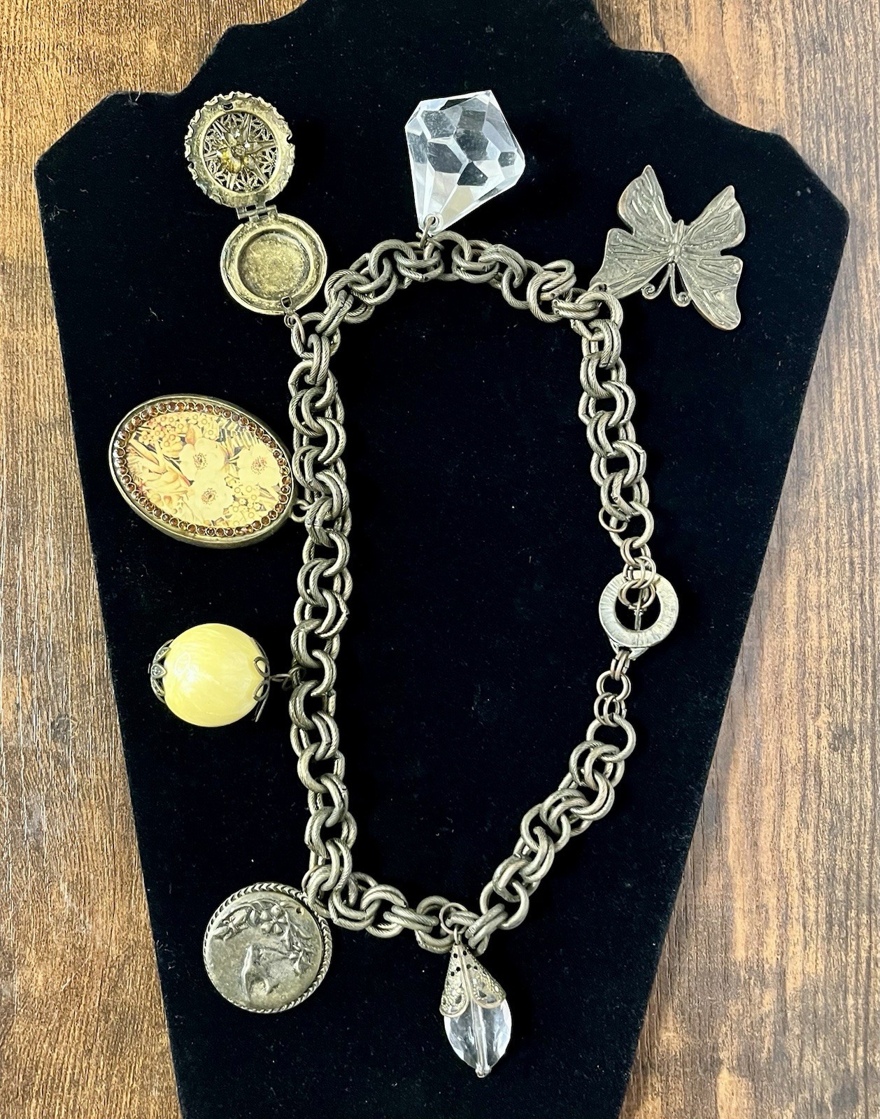 Vintage Chunky Charm Choker Silver Tone Necklace 14″ Long Hippie Trendy Boho
