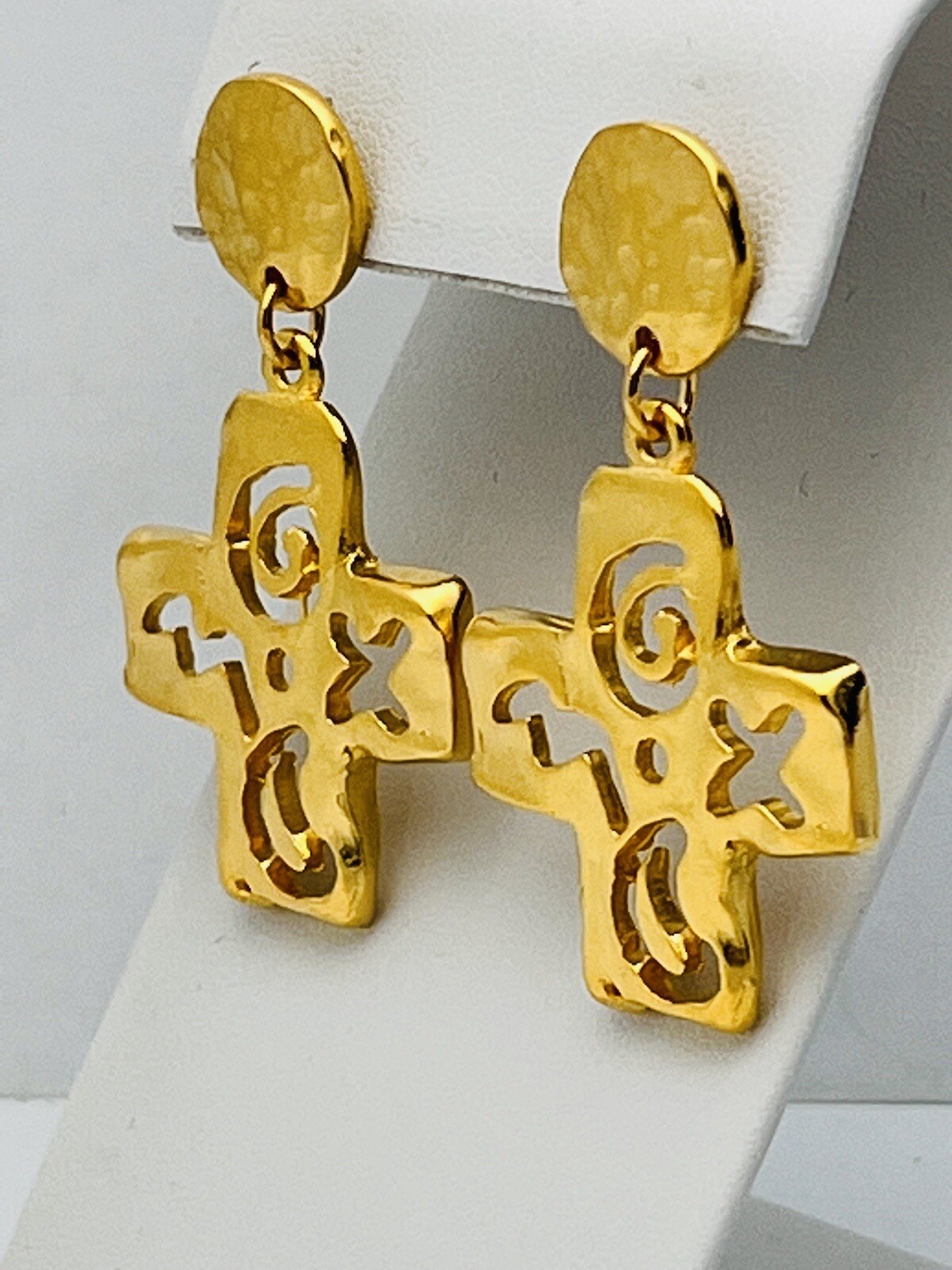 Vintage 1980-1990s Gold-Tone Pierced Cutout Cross Dangle Earrings New