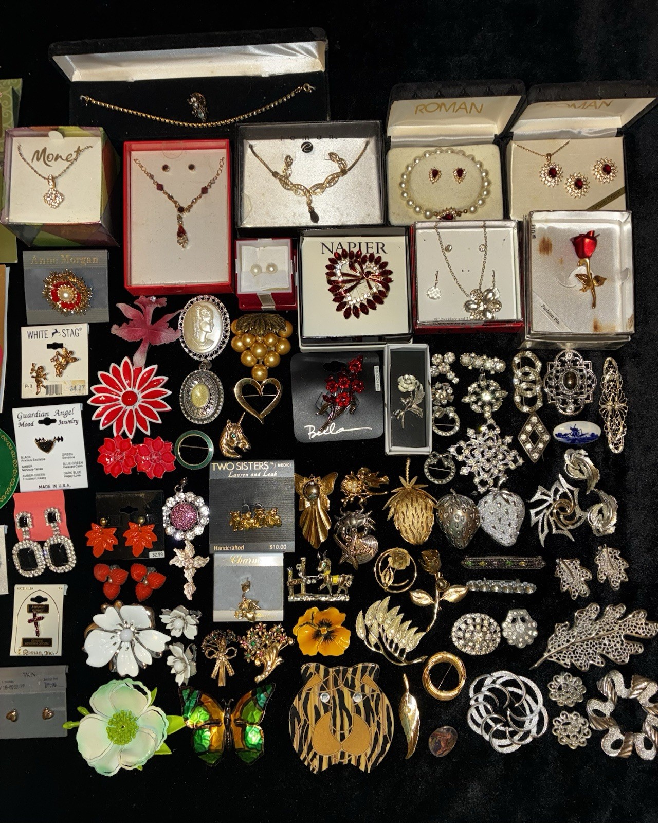 New Old Stock Jewelry And Brooch Lot