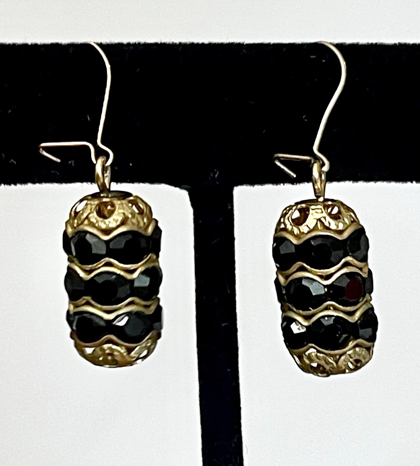 Vintage Black Glass Rhinestone Gold Tone Dangle Earrings Gothic Quiet Luxury EUC