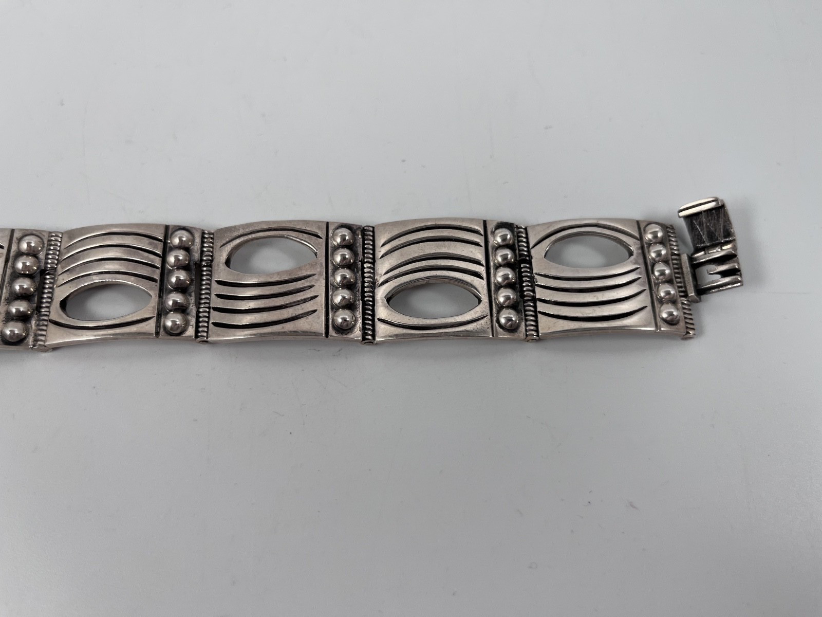 STERLING SILVER MODERNIST VINTAGE MEXICAN PANEL BRACELET 7.5 in