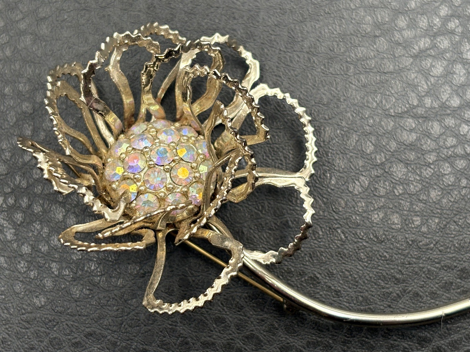 Sarah Coventry Vintage Gold Tone Aurora Borealis AB Rhinestone Flower Brooch Pin