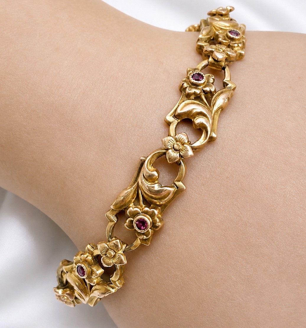 Antique Fix Gold Art Nouveau Floral Link Bracelet France Circa 1910 Ruby Glass