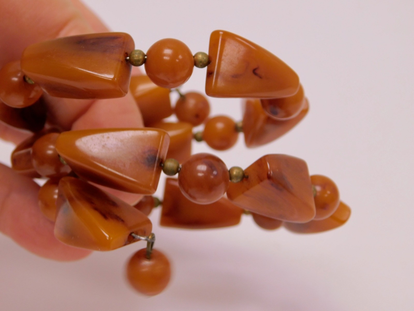 Vintage Bakelite Coil Wire Wrap Golden Brown Bead Bracelet