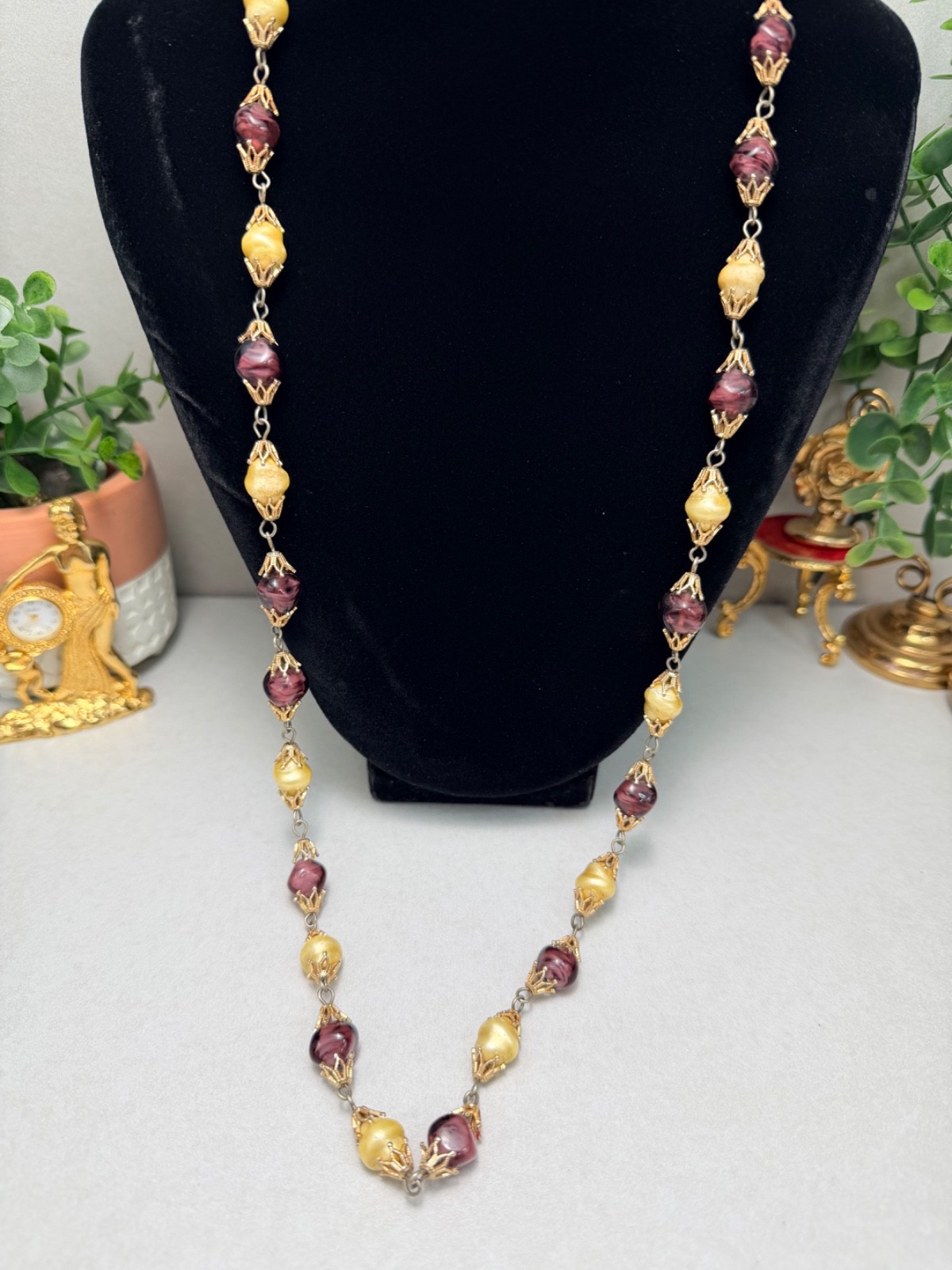 Stunning Amethyst Glass & Baroque Imitation Pearl Necklace Gold Tone 31”