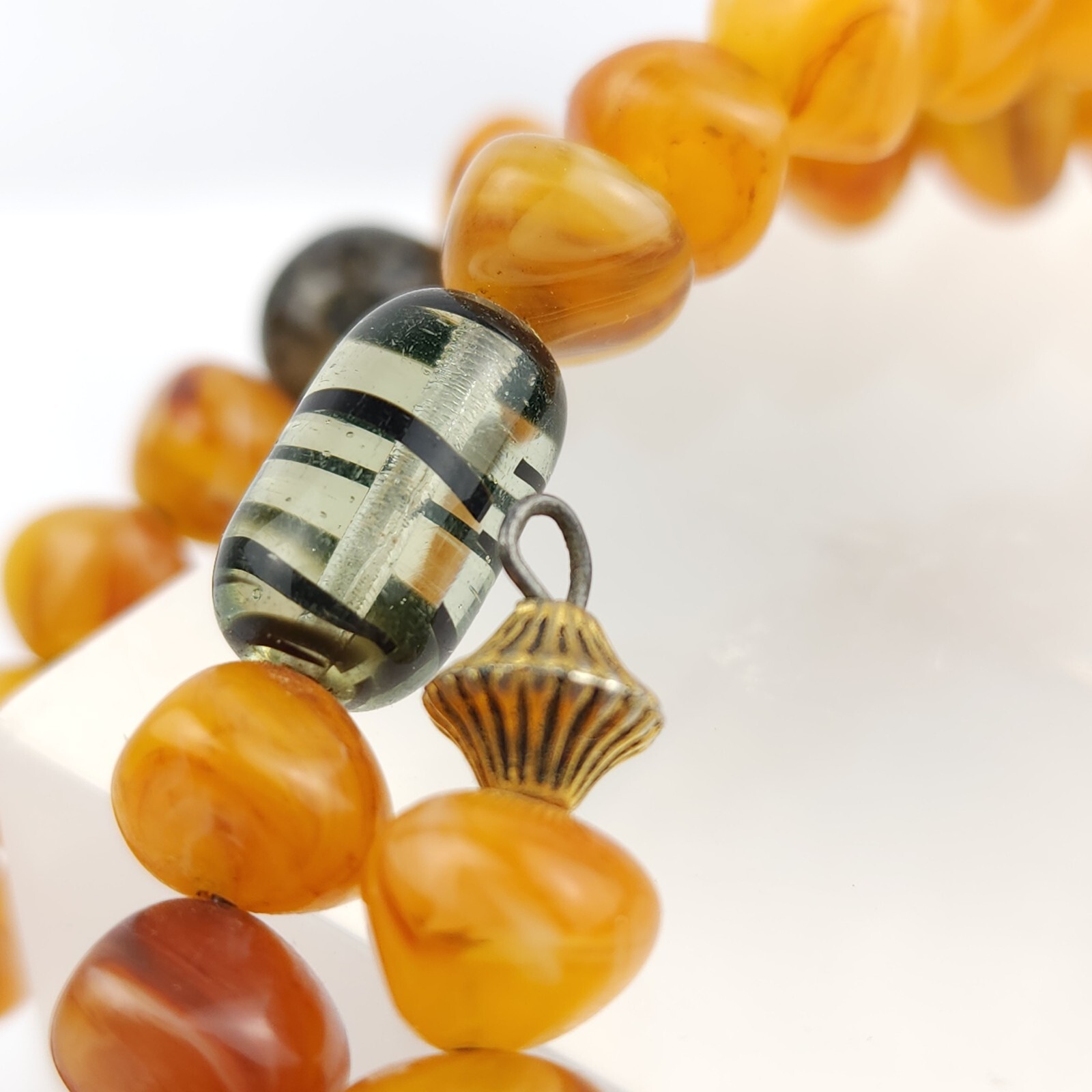 Vintage Amber Tone Memory Wire Choker Necklace Fluorescent Glass & Gemstones 56g