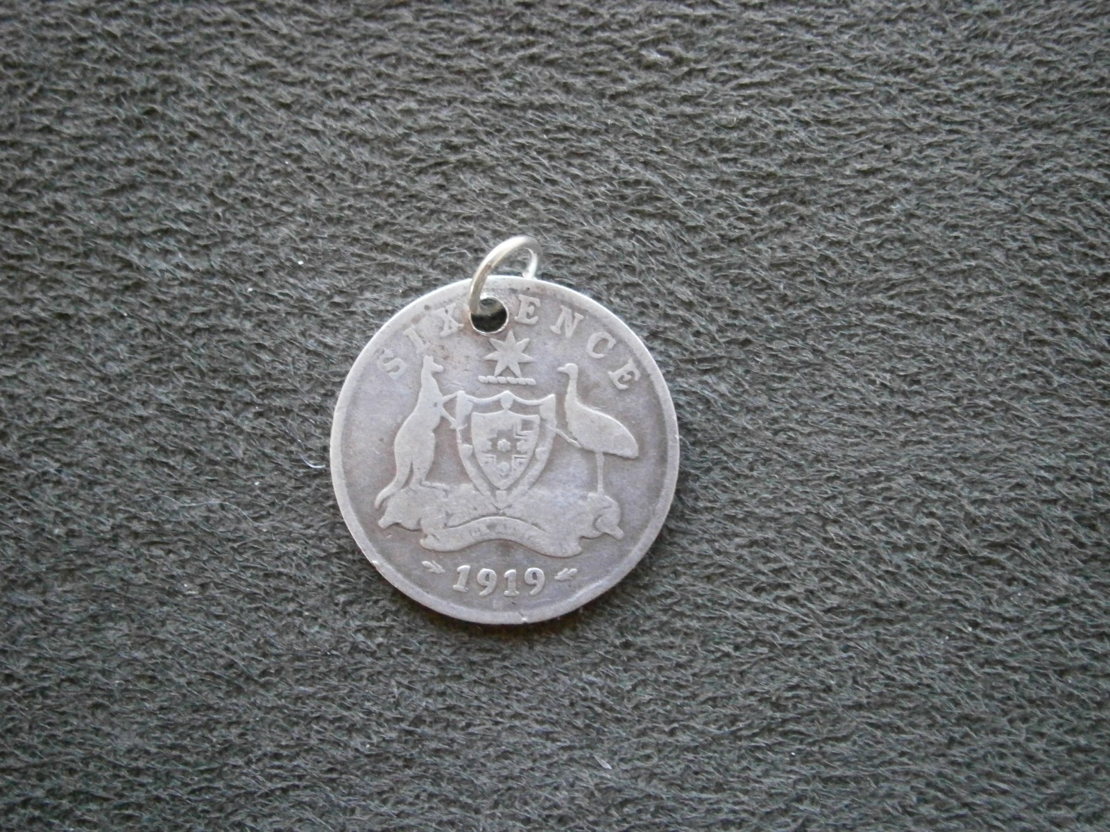 George V Sterling Silver Australia Sixpence Coin Bracelet Charm Pendant 1919