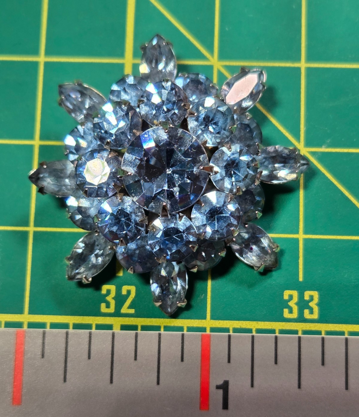 Vtg Coro Blue Crystal Starburst Rhinestone Brooch Silver Tone MCM 1.5″