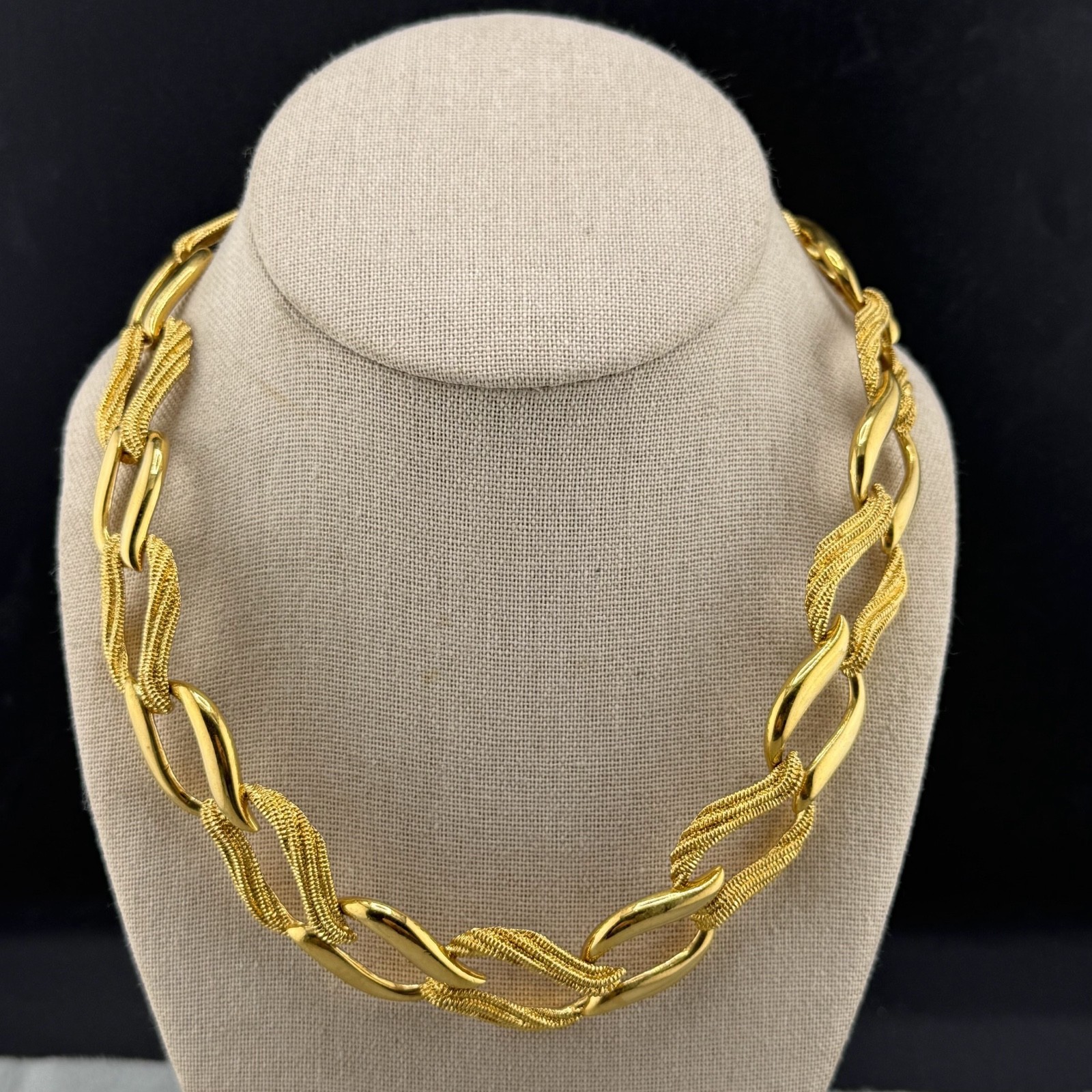 Vintage Napier Necklace Gold Tone Chunky Statement 18”