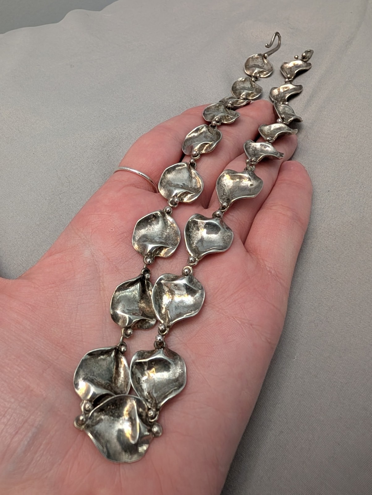 Vintage Anne Dick Sterling Silver 925 Disc Necklace w Hook Clasp – 18″