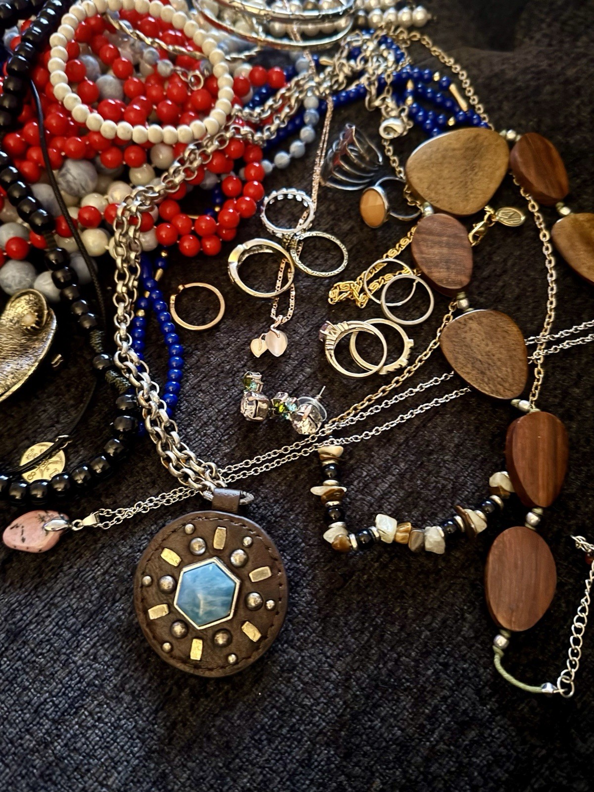 Rings & 52 Things Vintage New Jewelry Collection 22 Rings & More All Wearable
