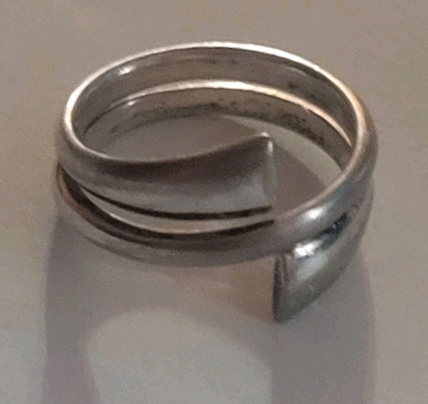 Estate RING MA Sterling Silver 925 Coil Wrap Bypass Band Size 7 Signed