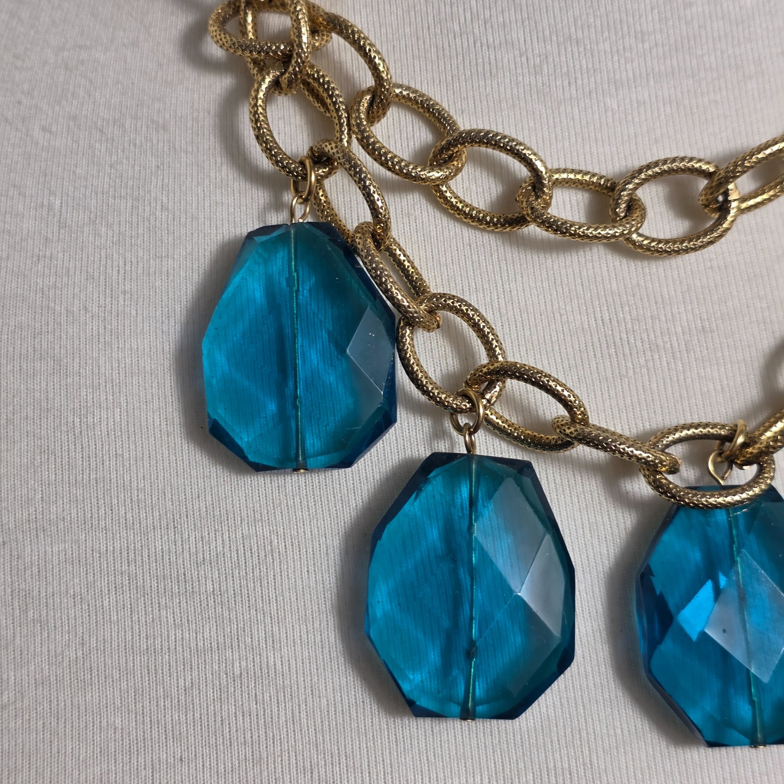 Unbranded Statement Necklace Gold Tone Snake Style Link Chain & Blue Glass Beads