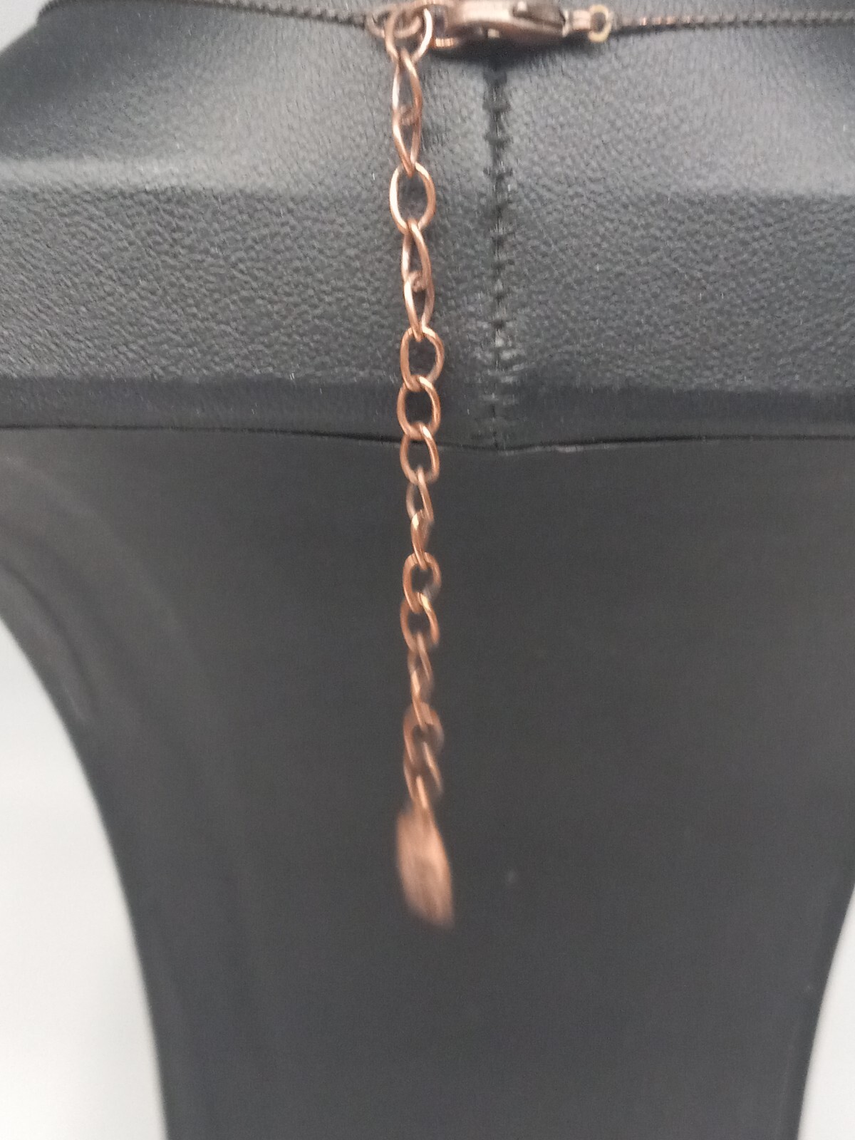 1928 Brand Coppertone AB Rhinestones Flower Design Necklace