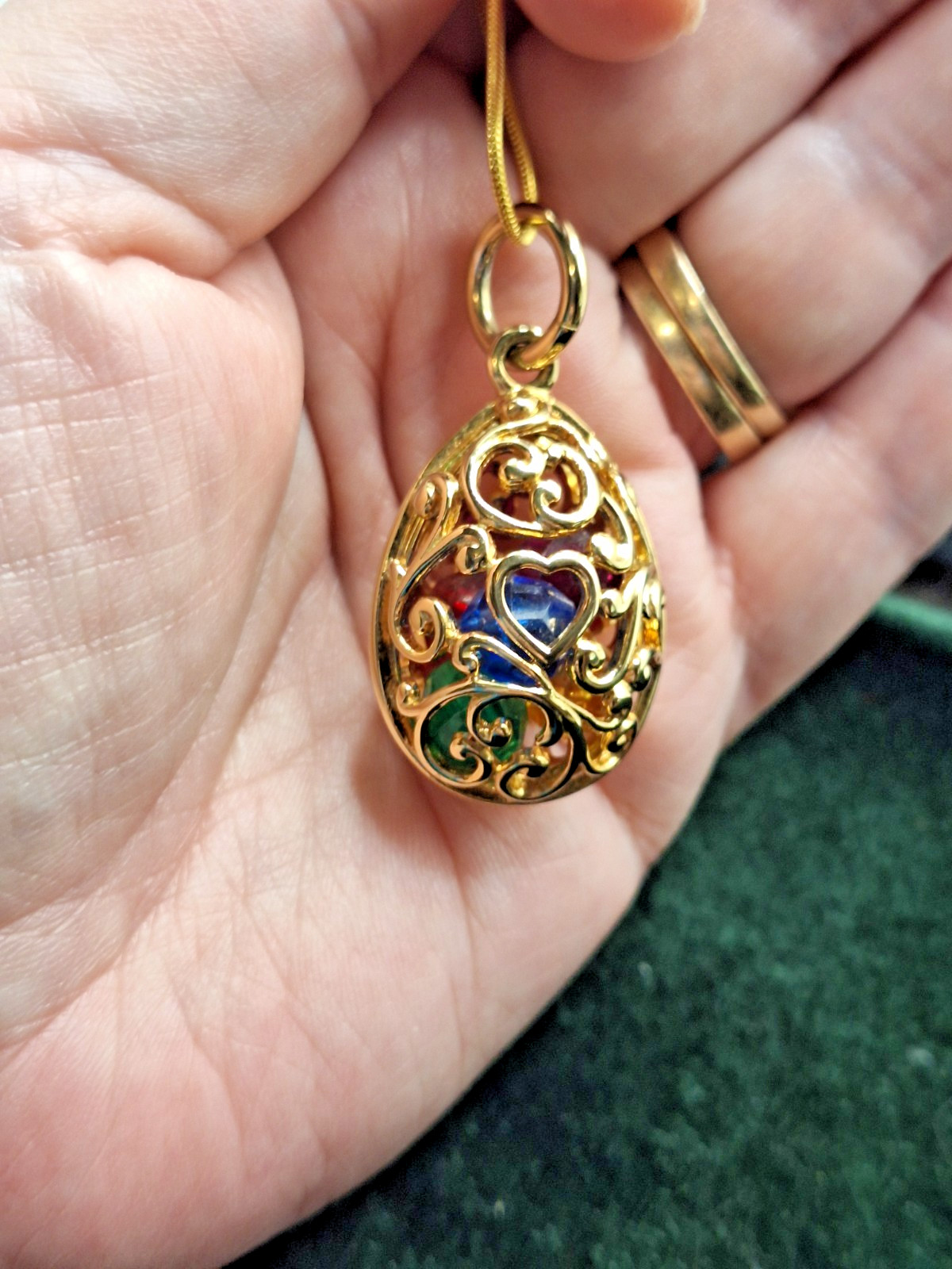Vtg Joan Rivers Multicolor Crystal Gold-tone Filligree Egg Pendant 18KGP Chain