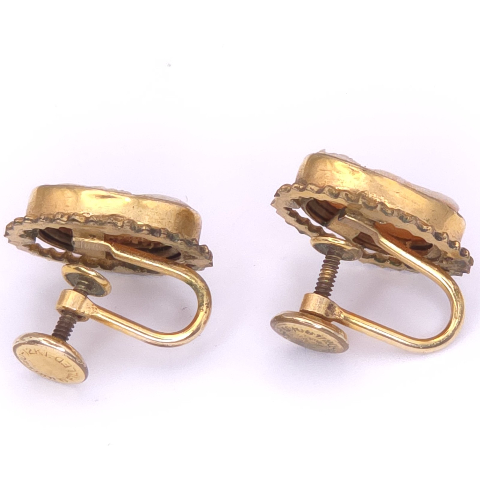 Classic Vintage Hand Carved Shell Cameo Screw Back Earrings 12K Gold Filled Lady
