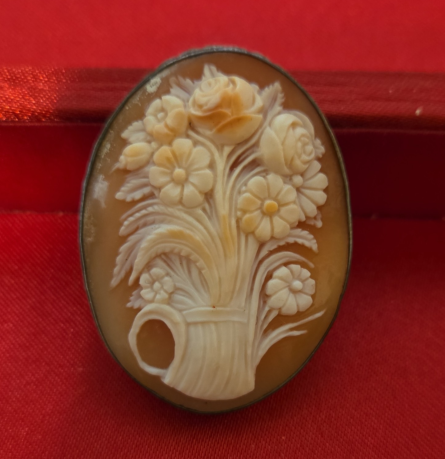 Vintage Silver Floral Cameo Style Brooch Pin Brown Cream 1.5 in No Stone