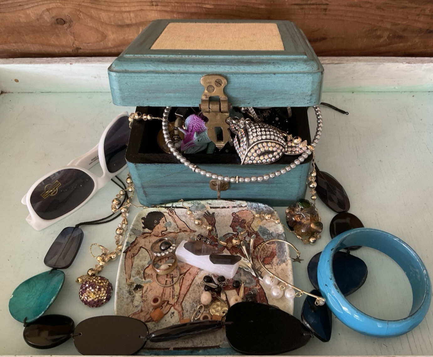 Vintage to modern Jewelry junk drawer Lot Harvest scrap wear repair Fun pieces!