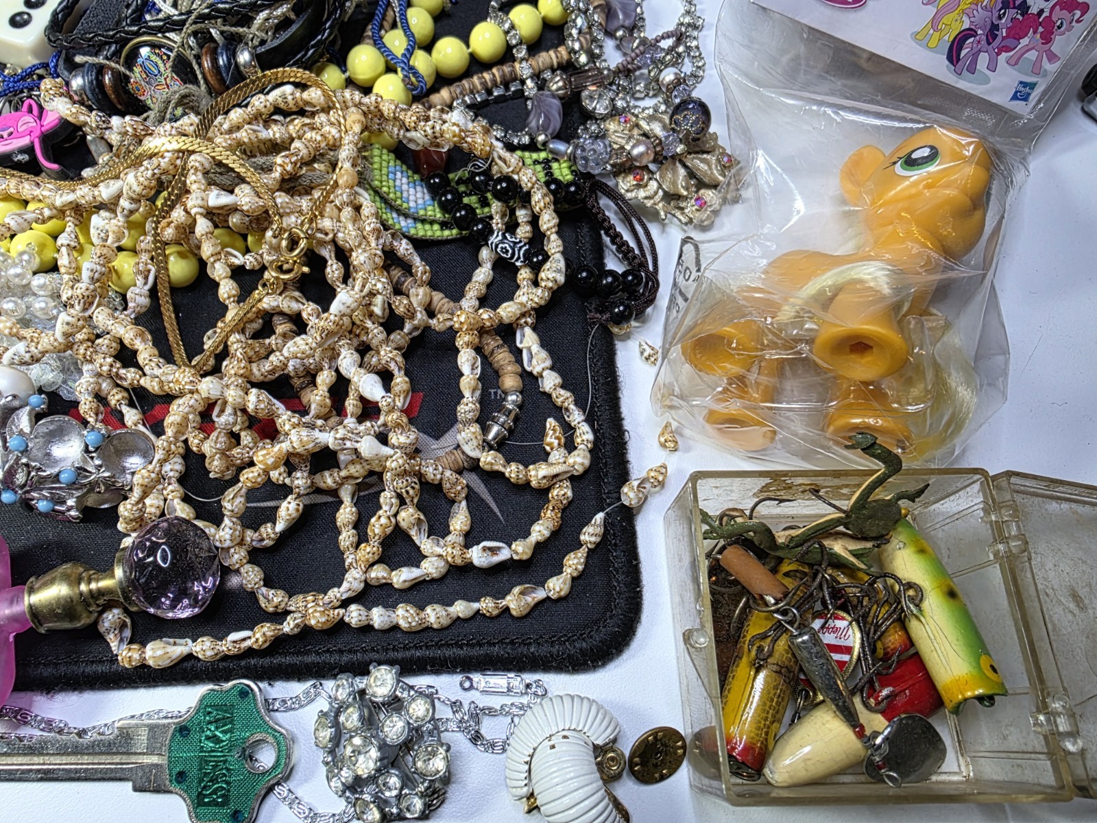 Vtg -Now JUNK drawer Jewelry Lot Scrap Harvest salvage craft Findings beads #8