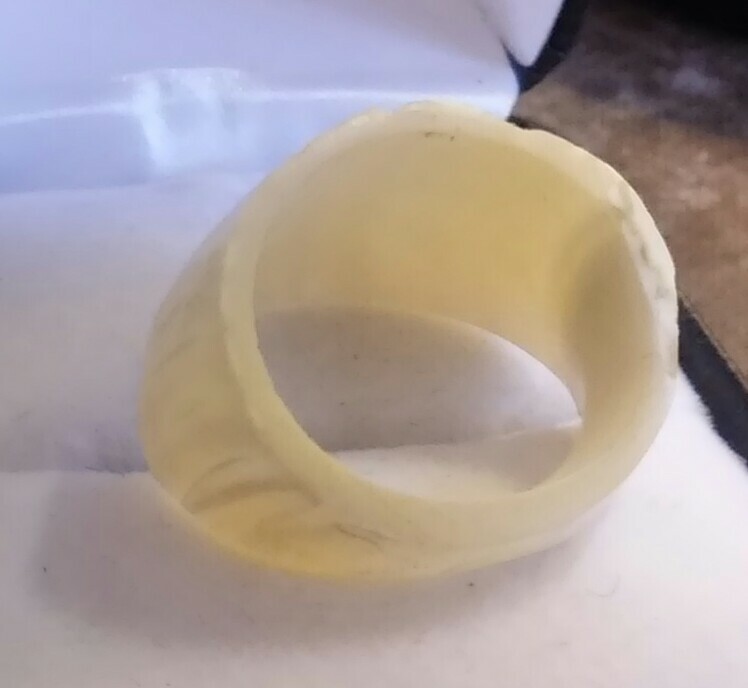 HAND MADE Vintage Mother Of Pearl No Metal Ring Size 6 1/4 ONE OF A KIND ((13))